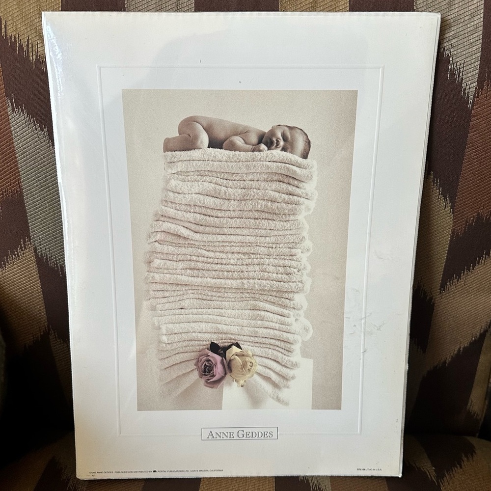 Portal Anne Geddes Baby On Nappies Matted Print